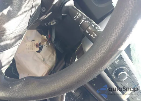 2017 Toyota Highlander Le z USA, uszkodzony, nr VIN 5TDZARFH5HS023286